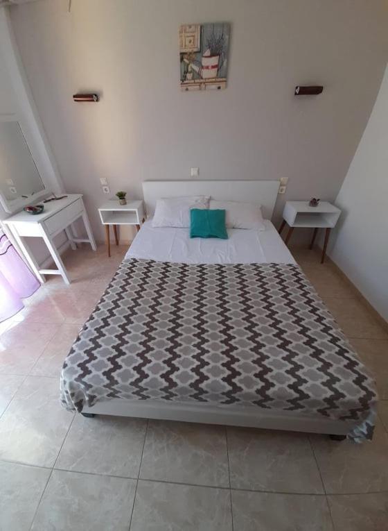 Doukas Hotel Szkála Rahoníu Kültér fotó
