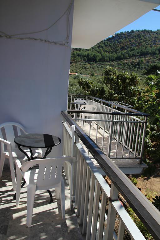 Doukas Hotel Szkála Rahoníu Kültér fotó