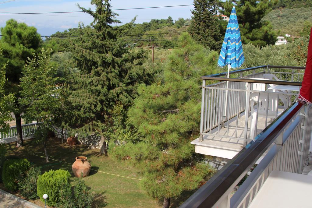Doukas Hotel Szkála Rahoníu Kültér fotó