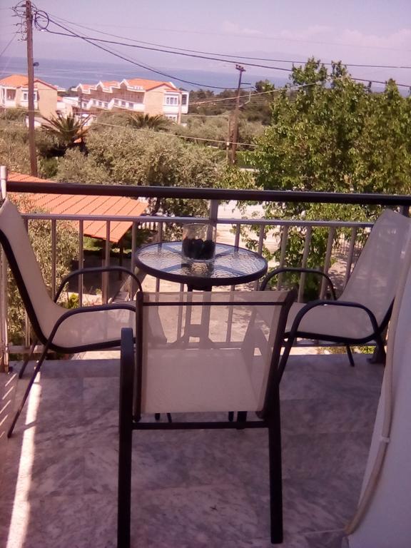 Doukas Hotel Szkála Rahoníu Kültér fotó