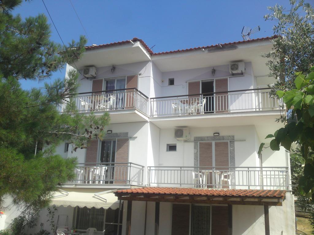 Doukas Hotel Szkála Rahoníu Kültér fotó